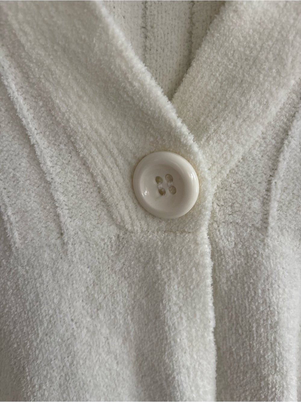 Denver Hayes Cream Button-Front Ribbed Cardigan - Picture 3 of 5